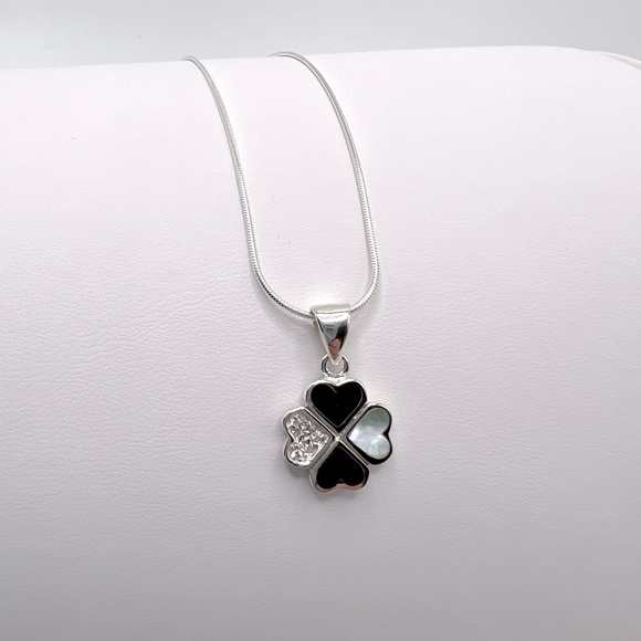 .925 Sterling Silver Clover Cz Necklace - Picture 15 of 17